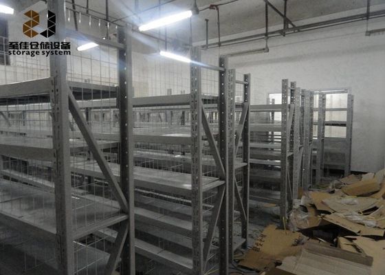 Q235 / Q345 강철 중공용 산업용 릴빙 랙 사용자 정의 크기