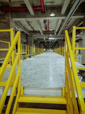 중용 I 빔 로프트 플랫폼